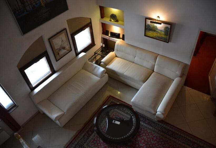 Apartamento 4 Dormitórios, Residence B&b La Fontaine Apart