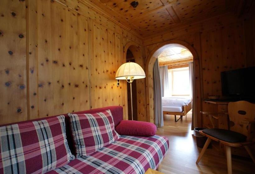 اتاق خانوادگی, Bellaval Scuol