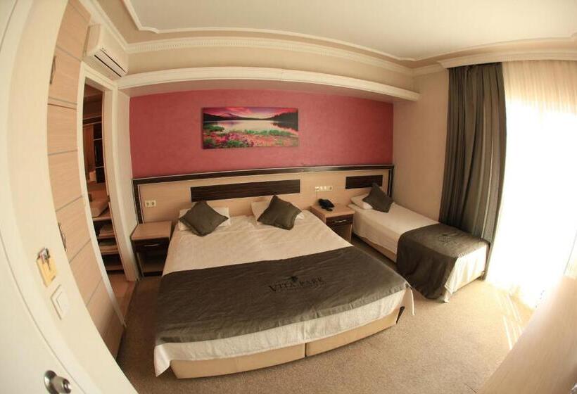 Quarto Triplo Estandar, Vita Park Boutique