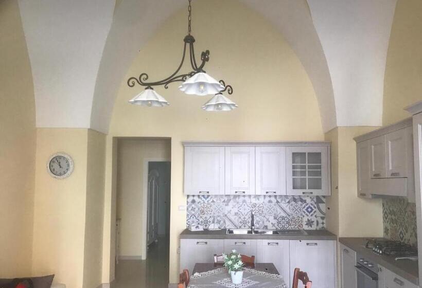 家庭间, Albergo Diffuso Cortellenica