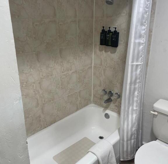 Номер Стандарт, B&j Hotel And Apartments