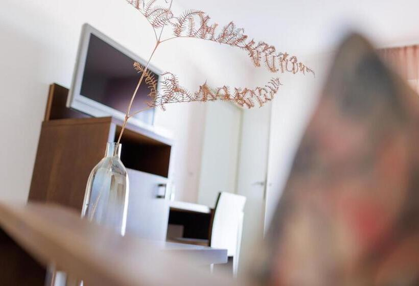 Номер Стандарт с Балконом, Garni Toscanina   Adults Only