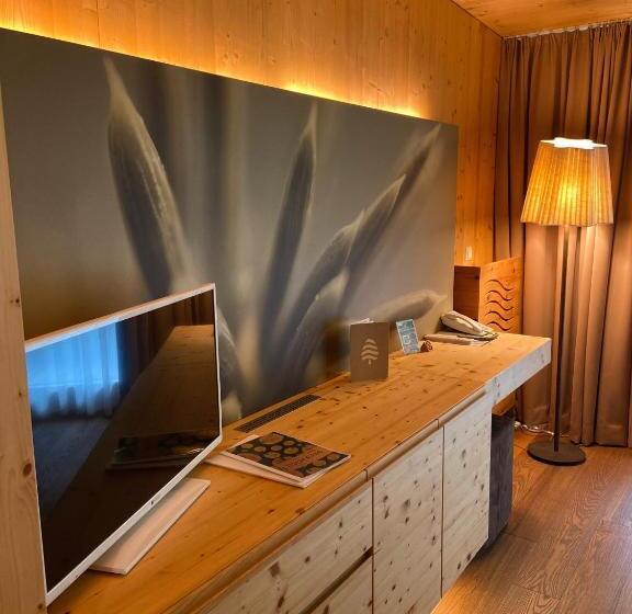 Номер Deluxe с Балконом, Spa Hotel Zedern Klang