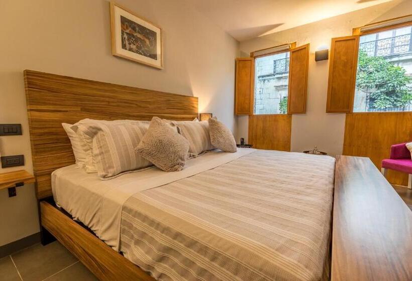 اتاق لوکس با تخت بزرگ, Casa Olié