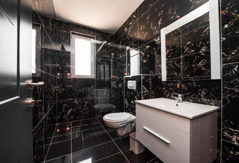 اتاق لوکس با چشم‌انداز دریا, David Lux Beach Rooms