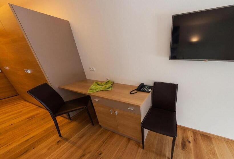 Номер Economy, Natürlich Hotel Mit Charakter