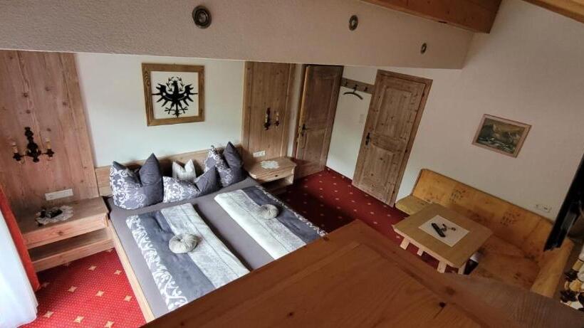 Номер Стандарт с Балконом, Appartements Gästehaus Schrott