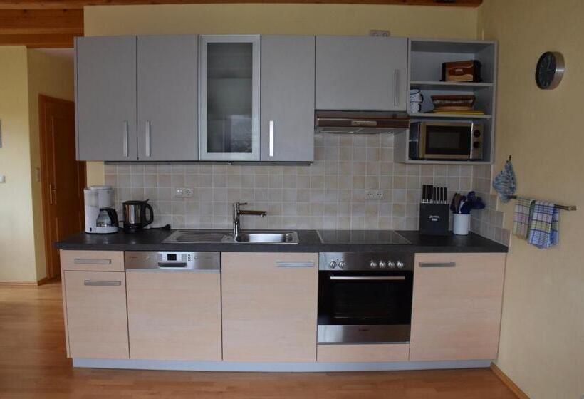 1 Bedroom Apartment Lake View, Pension Hohenau