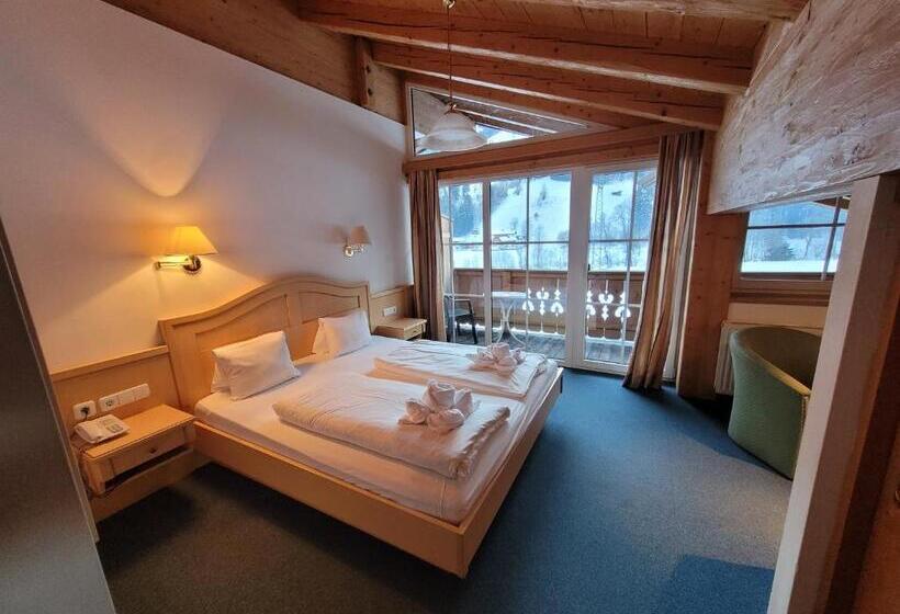 سوییت خانوادگی, Ferienhotel Alpenhof