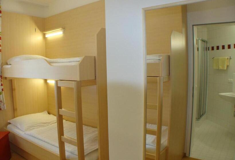 스탠다드 트리플 룸, Jugendgästehaus St. Gilgen