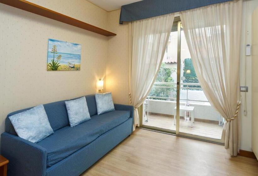 استودیوی استاندارد, Residence Dei Due Porti