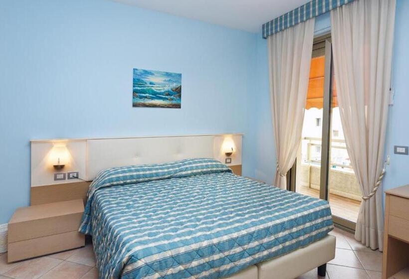 آپارتمان 1 خوابه با بالکن و چشم‌انداز دریا, Residence Dei Due Porti