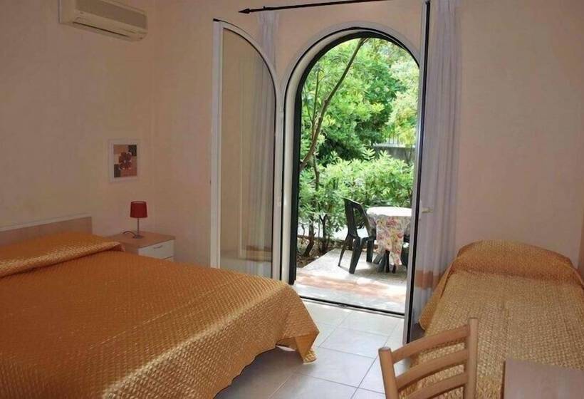 Quarto Estandar, Villa Archegeta