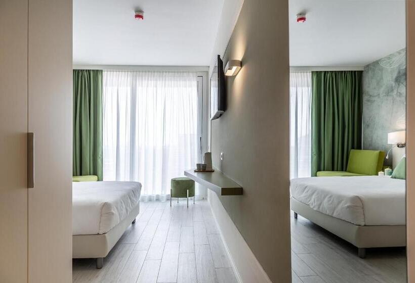 Quarto Familiar, Amburgo