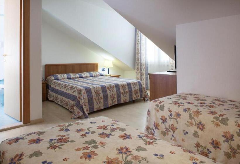 Quarto Familiar, Caracas