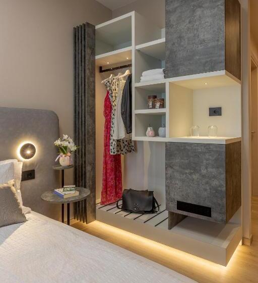 Quarto Deluxe Vista Lago, Veronesi