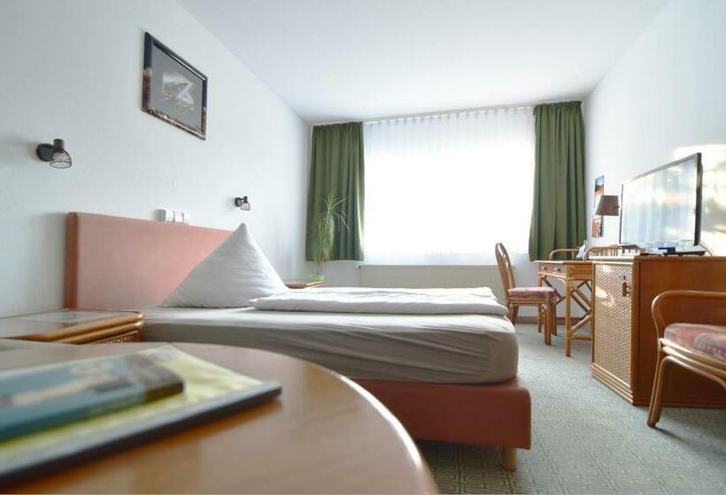 Номер Стандарт, Land Gut Hotel Schenkenberger Hof