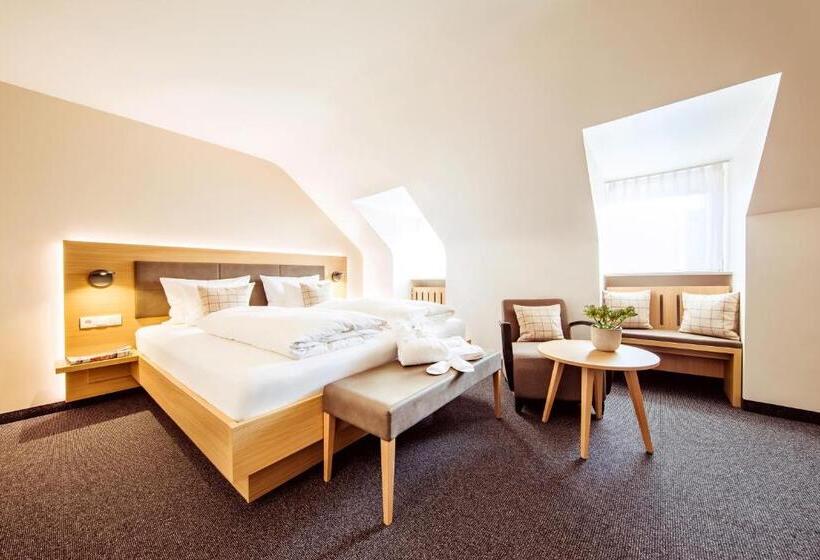 Полулюкс, Landgasthof Hotel Gentner