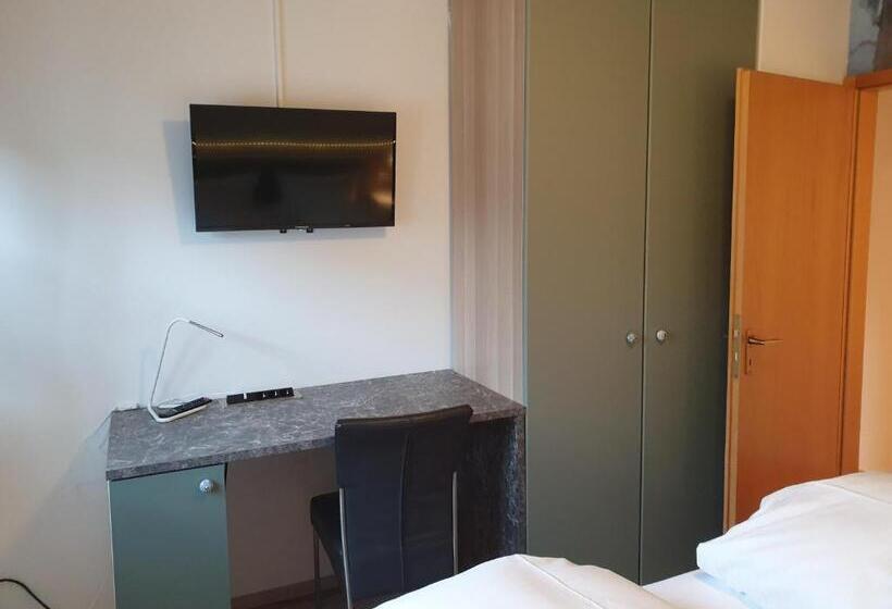 Апартаменты 1 Спальня Вид на Сад, Landhotel Bartlehof