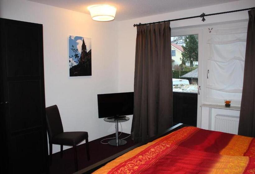Quarto Estandar, Pension Sonneneck