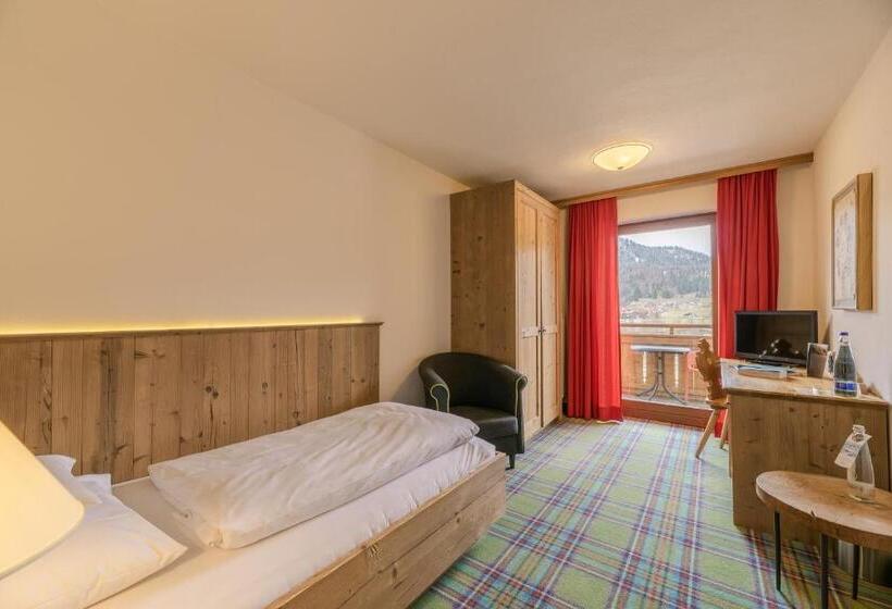 Номер Стандарт Индивидуальный, Relais & Châteaux Gut Steinbach Hotel Chalets Spa