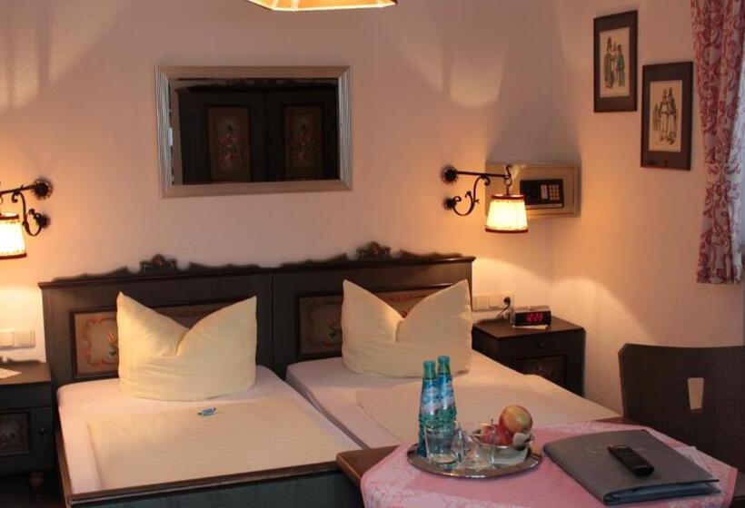 Номер Стандарт, Haus Florian