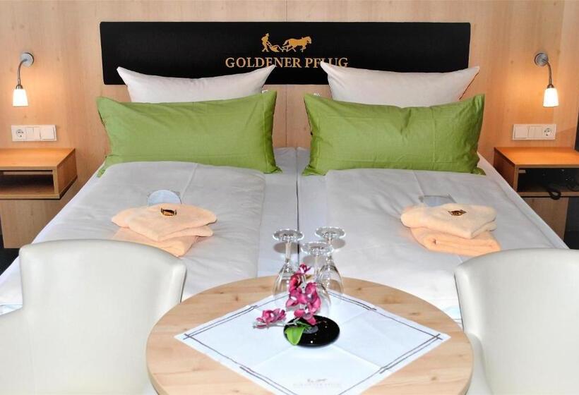 Трехместный Номер Стандарт с Балконом, Landgasthof Goldener Pflug