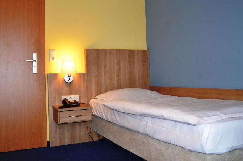 Номер Стандарт Индивидуальный, Landhotel Zur Linde