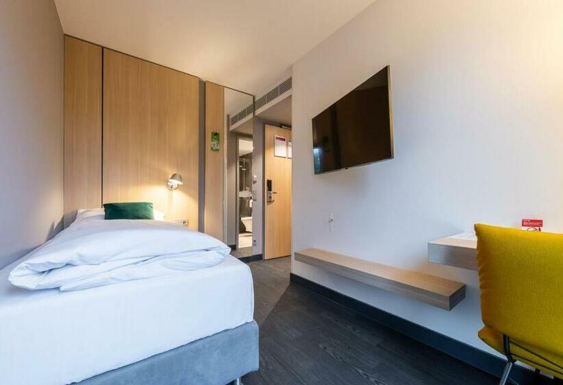 Номер Стандарт Индивидуальный, Serways Hotel Hösel