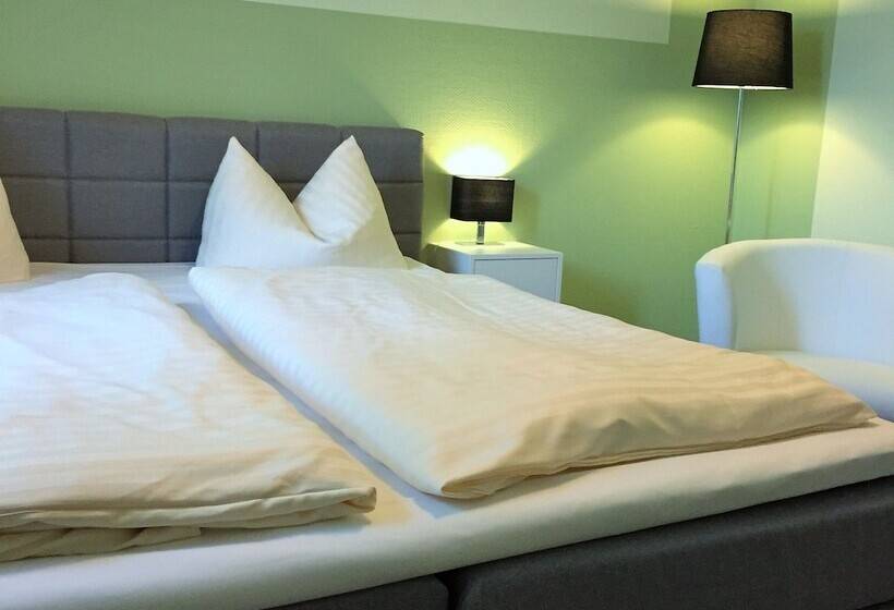 Номер Стандарт, Weinhotel Römerbad