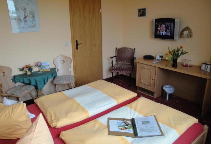 חדר סטנדרט, Landhotel Burgenblick Garni & Tagungs