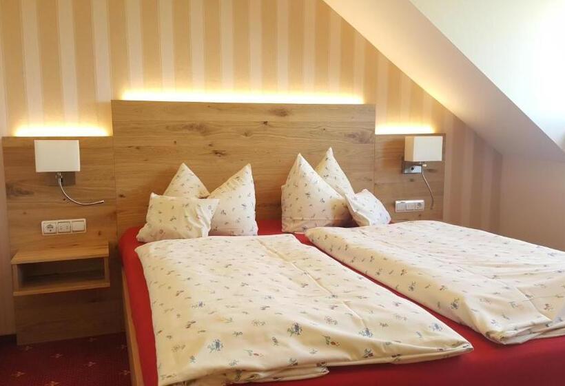 חדר סטנדרט, Landhotel Burgenblick Garni & Tagungs