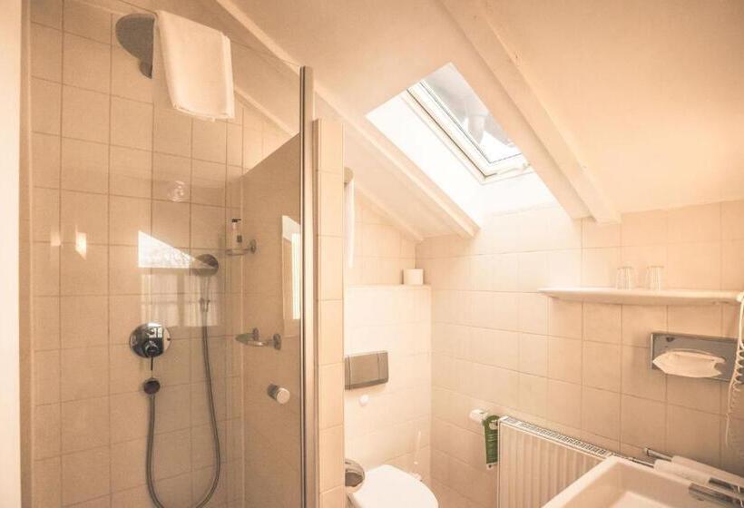 Classic room with balcony, Boutique Wellnesshotel Landmann