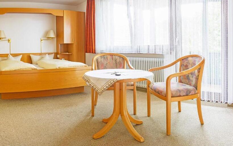 Номер Стандарт, Gasthof Und Pension Zum Kreuz