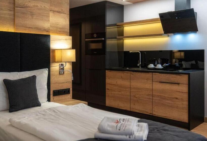 آپارتمان 1 خوابه با تراس, Meta Resort & Vine Spa