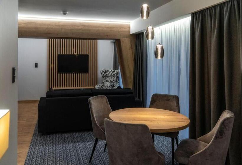 استودیوی استاندارد, Meta Resort & Vine Spa