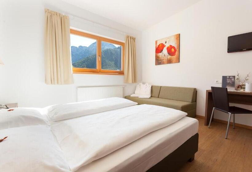Quarto Estandar Vista Montanha, Sole   Sonne