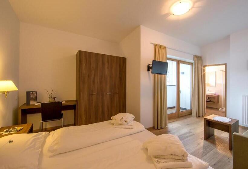 Quarto Estandar Vista Montanha, Sole   Sonne