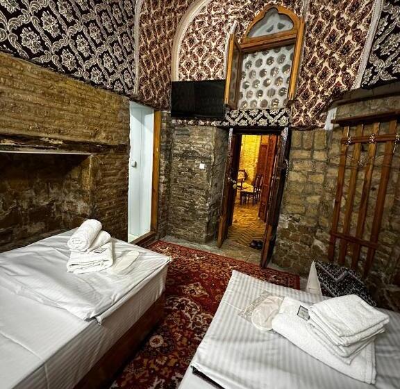 اتاق استاندارد, Mekhtar Ambar  Caravan Sarai Xix