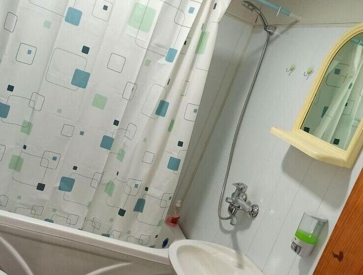 اتاق استاندارد, Mekhtar Ambar  Caravan Sarai Xix