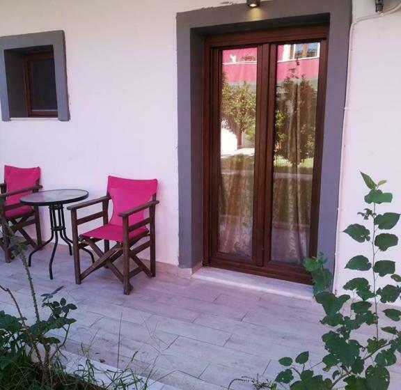 اتاق لوکس با بالکن, Gouvia House Luxury Apartments