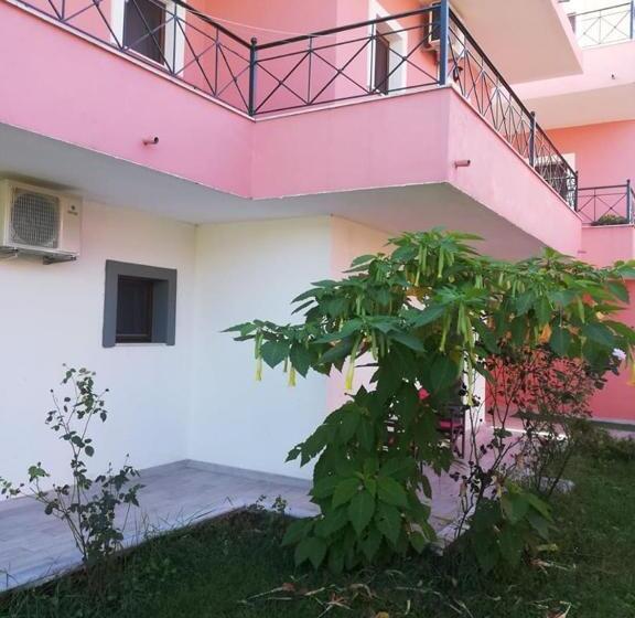 اتاق لوکس با بالکن, Gouvia House Luxury Apartments