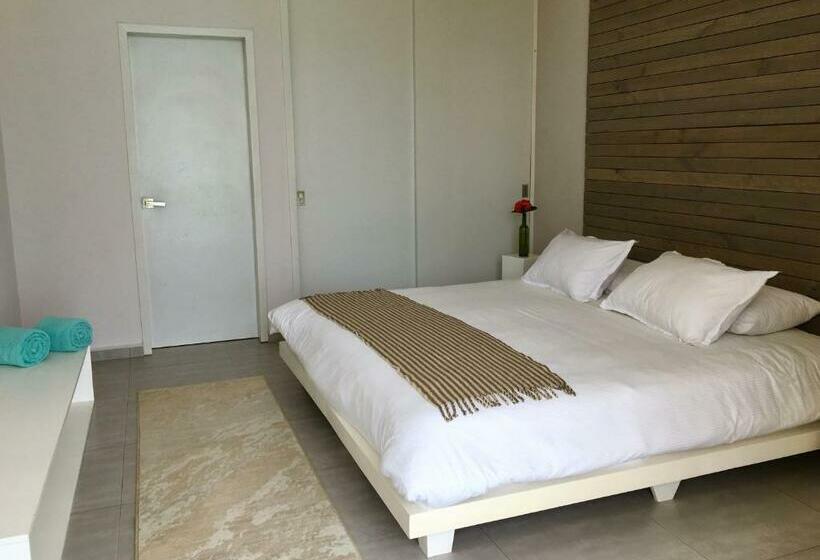 Quarto Superior Cama King, La Casa Cielo