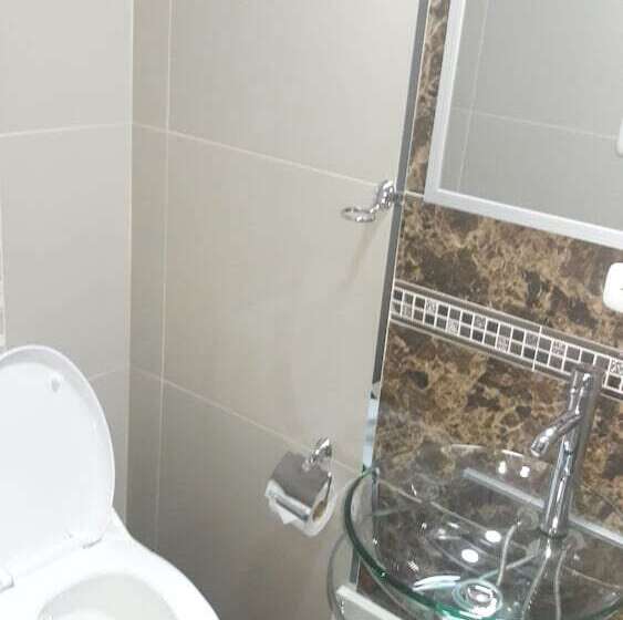 اتاق عادی با تخت دوبل, Qhaqya