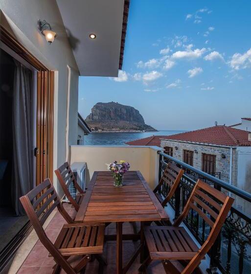 Люкс Вид на Море, Cyrenia Guesthouse
