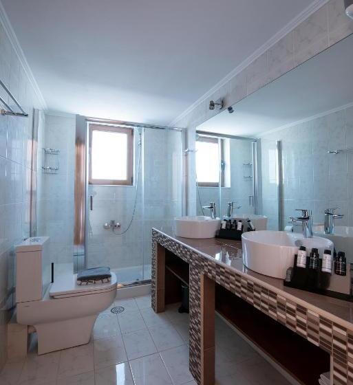Люкс Superior Вид на Море, Cyrenia Guesthouse