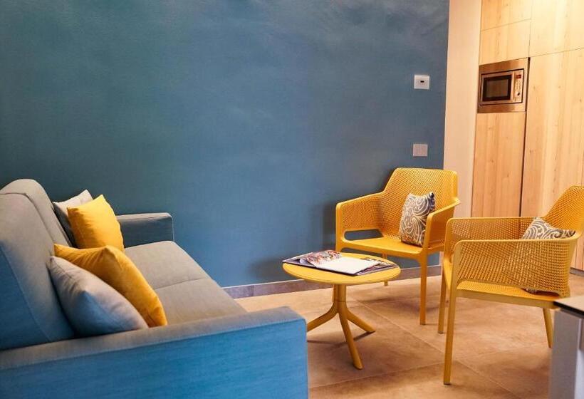 2 Bedroom Apartment Pool View, Art&park Hotel Union Lido