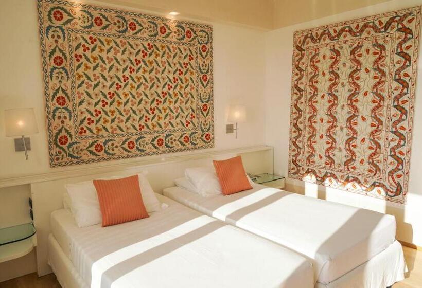 اتاق لوکس, Art&park Hotel Union Lido