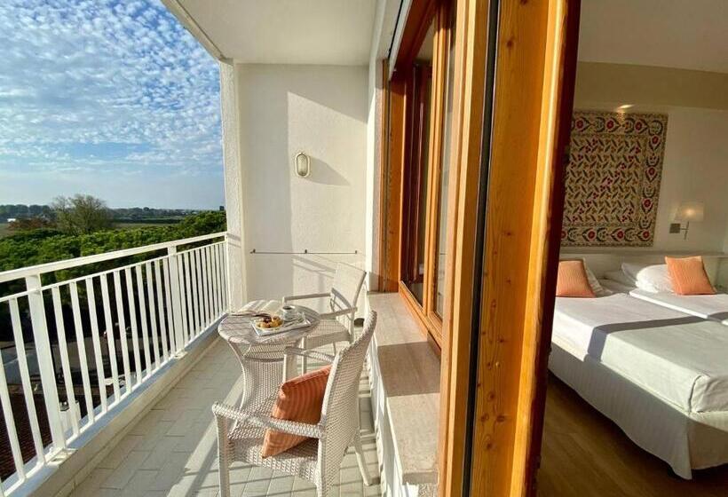 اتاق لوکس یک تخته, Art&park Hotel Union Lido