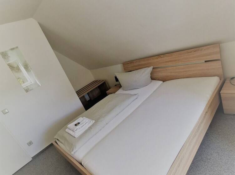 اتاق استاندارد, City Hotel Franziska
